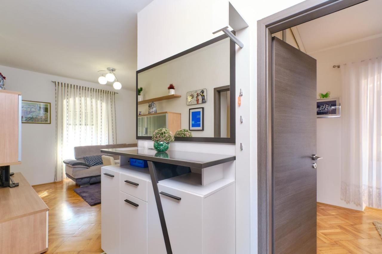 Snjezana Apartman Mali Lošinj Kültér fotó