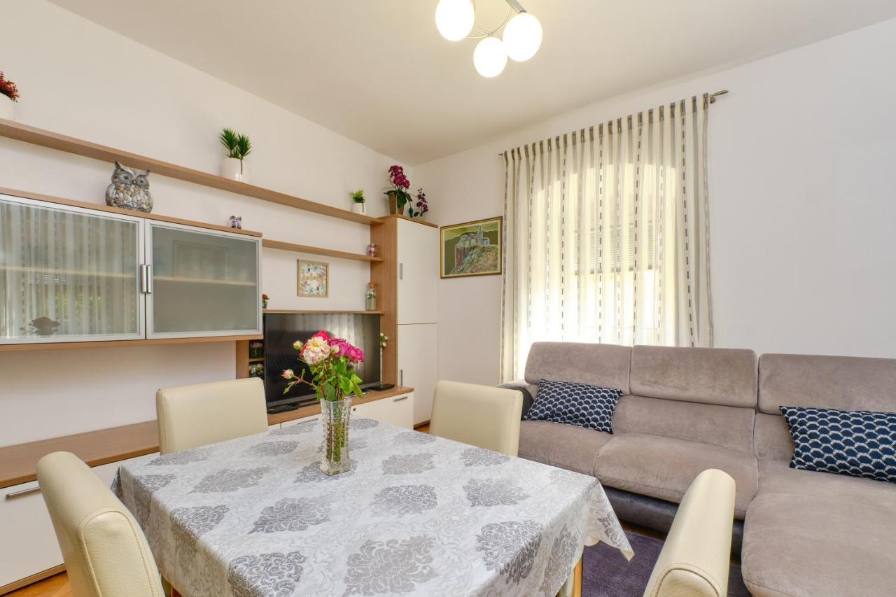 Snjezana Apartman Mali Lošinj Kültér fotó